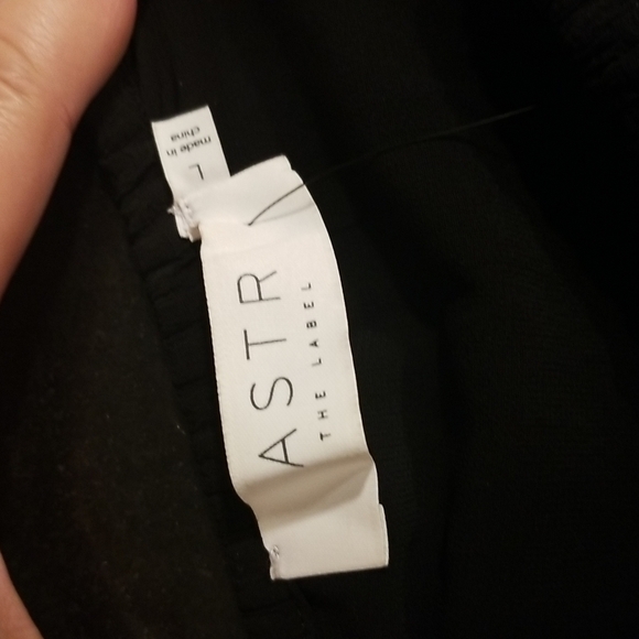 💕ASTR THE LABEL💕 Tie Waist Balloon Sleeve Top ~ Black Large L NWT - Picture 8 of 10